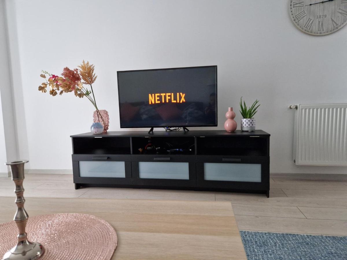 Star Airport Apartment