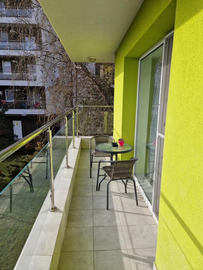 Star Airport Apartment *